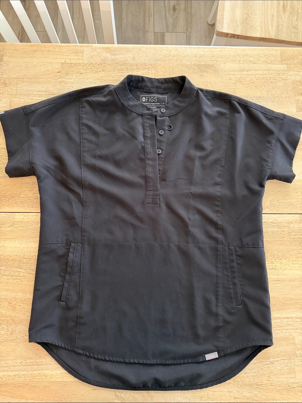Figs Women’s Oversized Manilla Black Short-Sleeve Henley Scrub Top